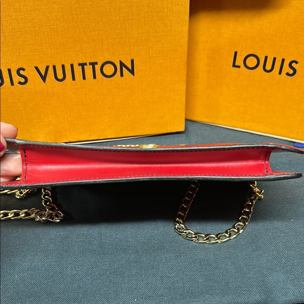 Louis Vuitton Epi Leather Clutch mini bag - Picture 13 of 13